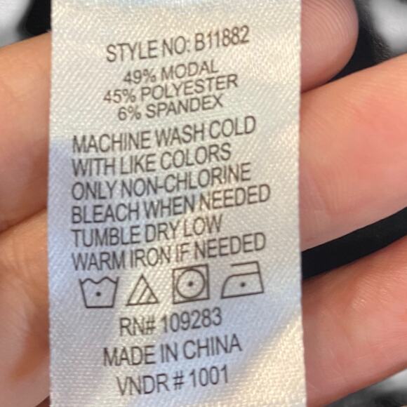 Vintage Havana Black 1/2 zip Pullover size large - Picture 7 of 8